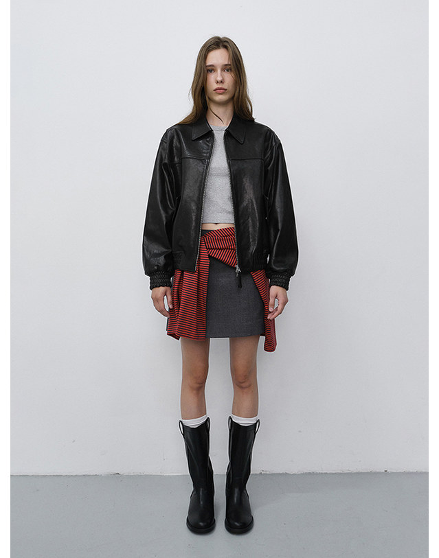 던스트 UNISEX REFINED LEATHER BLOUSON BLACK_UDJU6C101BK 블랙 착용컷