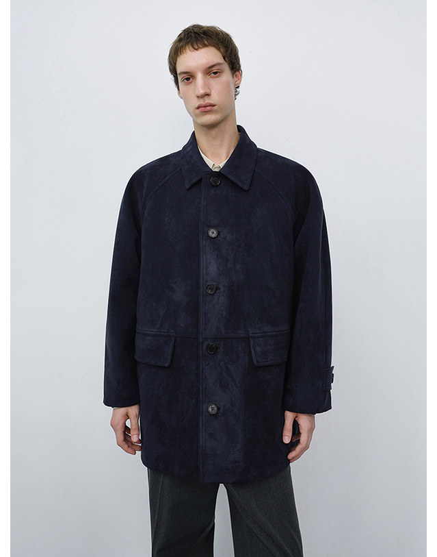 던스트 UNISEX LILY SUEDE HALF JACKET BLUE NAVY_UDJA6C102N1 네이비 착용컷