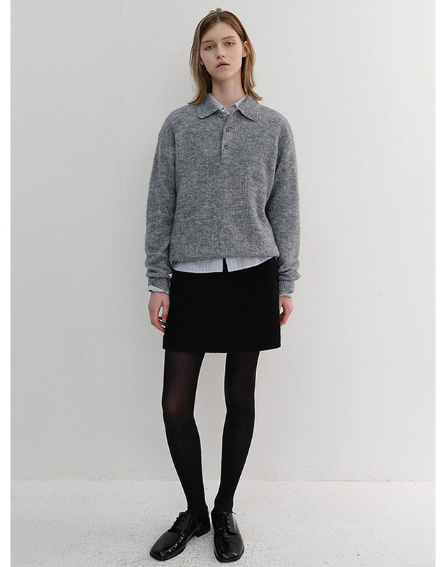 던스트 UNISEX HAIRY COLLARED SWEATER MELANGE GREY_M_UDSW6D135G2 그레이 착용컷