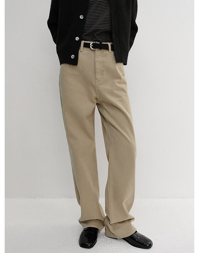 던스트 BRUSHED STRAIGHT JEANS BEIGE_UDPA6D223I2 베이지 착용컷