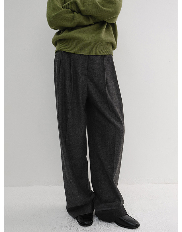던스트 WINTER FLANNEL SLACKS CHARCOAL GREY_UDPA6D221CG 그레이 착용컷