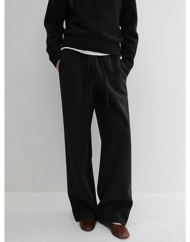 던스트 UNISEX JERSEY WIDE PANTS BLACK_UDPA6D121BK 블랙 착용컷