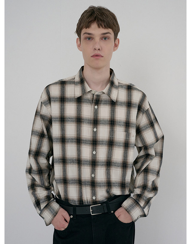 던스트 UNISEX WINTER FLANNEL CHECKED SHIRT BEIGE_UDSH6D121I2 베이지 착용컷