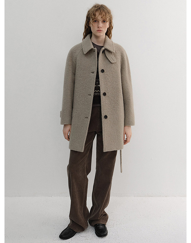 던스트 [10/15 예약배송] BELTED HALF COAT GREYISH BEIGE_UDCO6D222I1 그레이 착용컷