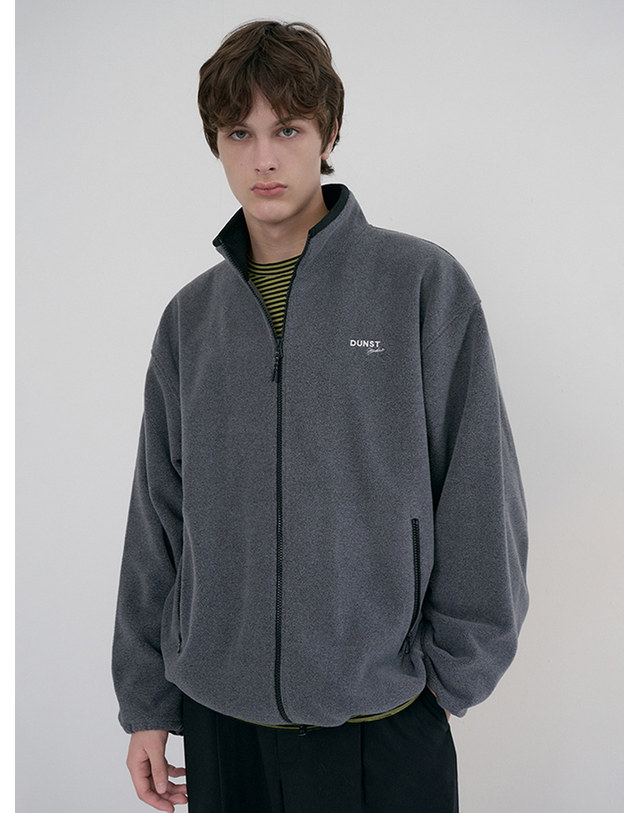 던스트 UNISEX ZIP-UP FLEECE SWEATSHIRT CHARCOAL GREY_UDJU6D135CG 그레이 착용컷