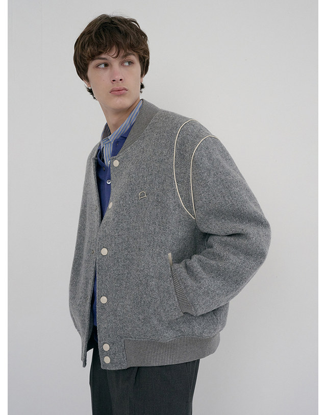 던스트 UNISEX BOUCLE WOOL VARSITY JACKET MELANGE GREY_UDJU6D124G2 그레이 착용컷
