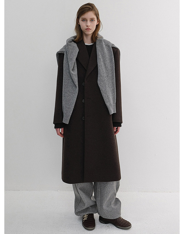 던스트 UNISEX BOXY TAILORED COAT DEEP BROWN_UDCO6D124W3 브라운 착용컷