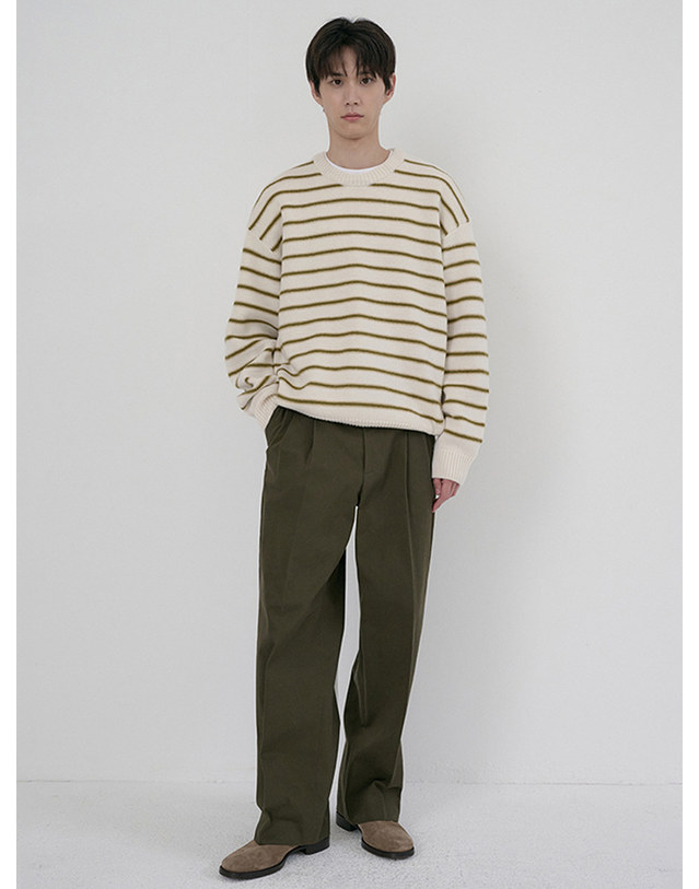 던스트 UNISEX STRIPED CHUNKY SWEATER IVORY_M_UDSW6D138IV 아이보리 착용컷