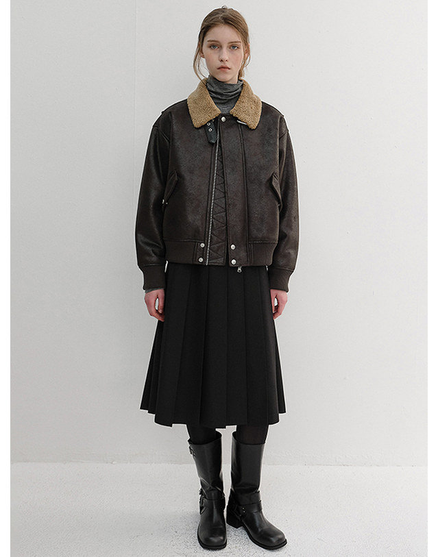 던스트 UNISEX VOLUME AVIATOR BLOUSON BLACK_M_UDJU6D131BK 블랙 착용컷