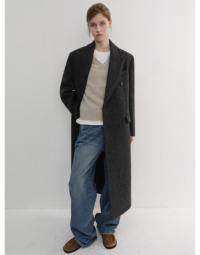 던스트 UNISEX TAILORED DOUBLE-BREASTED COAT CHARCOAL GREY PATTERN_M_UDCO6D125G3 그레이 착용컷
