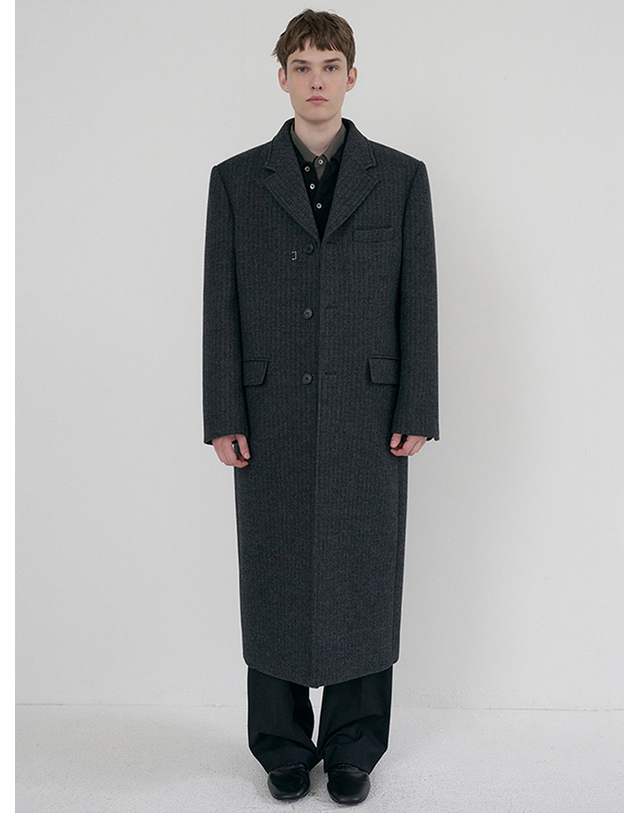 던스트 UNISEX 2-WAY 3 BUTTON COAT GREY STRIPE_M_UDCO6D121G3 그레이 착용컷