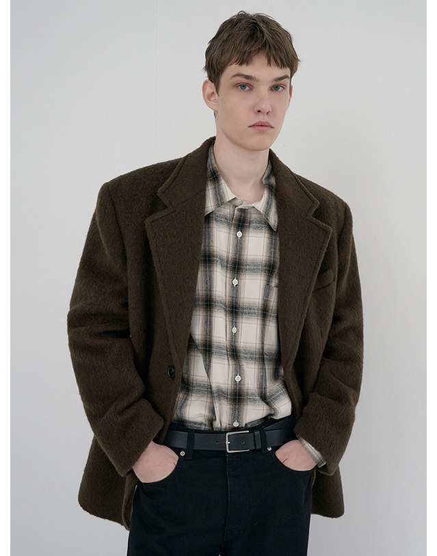 던스트 UNISEX ALPACA BLAZER COAT BROWN_M_UDJA6D123W2 브라운 착용컷