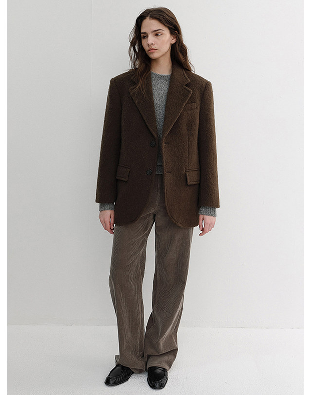 던스트 UNISEX ALPACA BLAZER COAT BROWN_M_UDJA6D123W2 브라운 착용컷