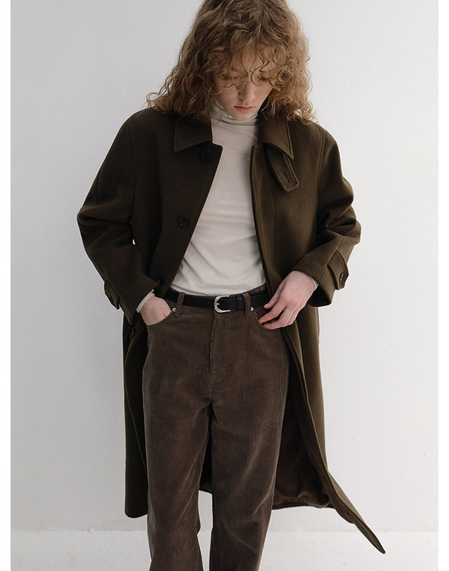 던스트 ESSENTIAL ROLL NECK TOP OFF WHITE_UDTS6D221OW 흰색 착용컷
