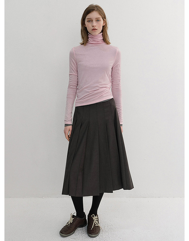 던스트 ESSENTIAL ROLL NECK TOP SOFT PINK_UDTS6D221P1 핑크 착용컷