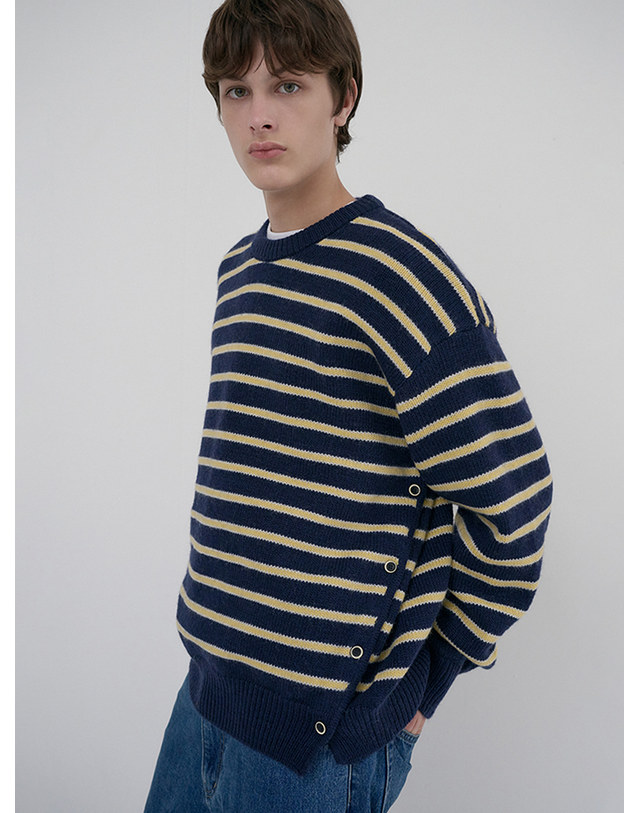 던스트 UNISEX STRIPED CHUNKY SWEATER NAVY_UDSW6D138N2 네이비 착용컷