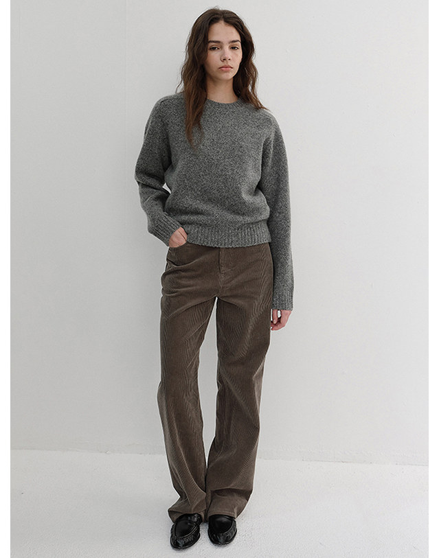던스트 UNISEX SHAGGY DOG SWEATER MELANGE GREY_UDSW6D133G2 그레이 착용컷