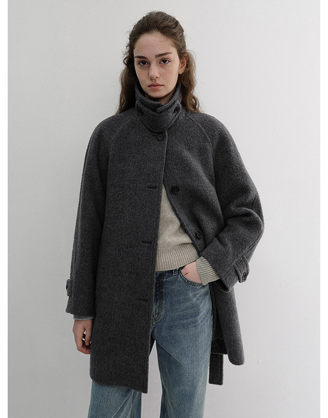 던스트 BELTED HALF COAT CHARCOAL GREY_UDCO6D222CG 그레이 착용컷