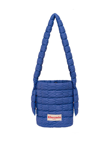 PUPPY quilted  BUCKET CROSS NUGGET -  CLASSIC BLUE