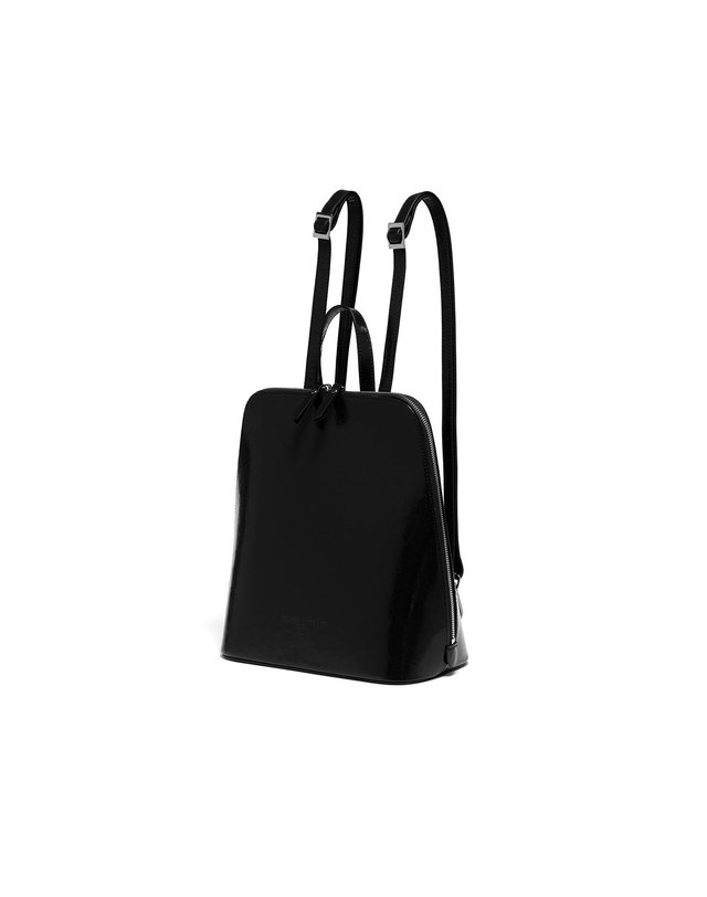 리민 TURTLE LEATHER BACKPACK - BLACK 착용컷