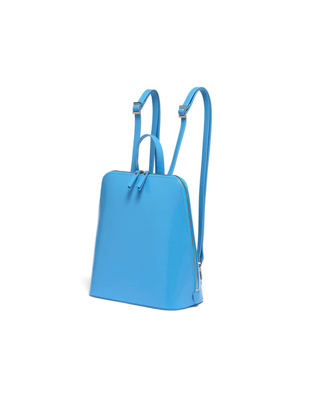 리민 TURTLE LEATHER BACKPACK - SKY BLUE 착용컷