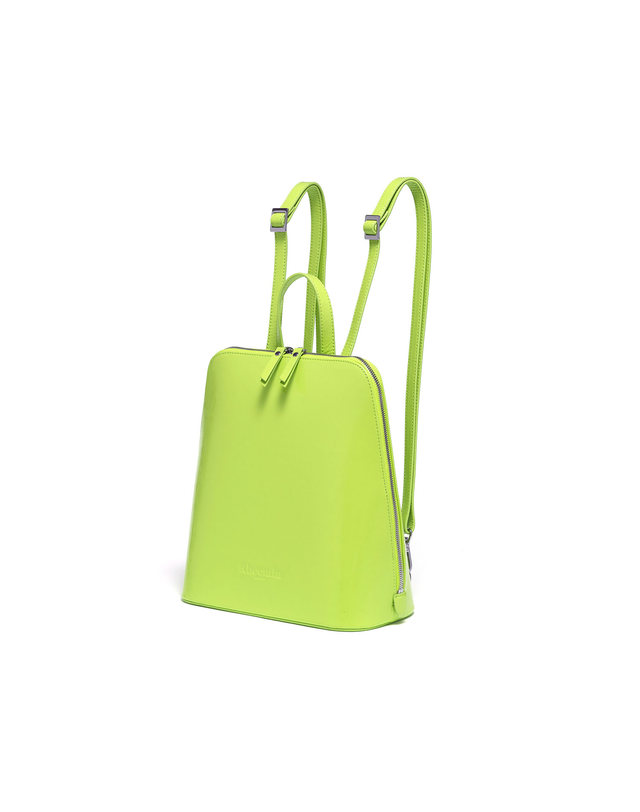 리민 TURTLE LEATHER BACKPACK - LIME 착용컷