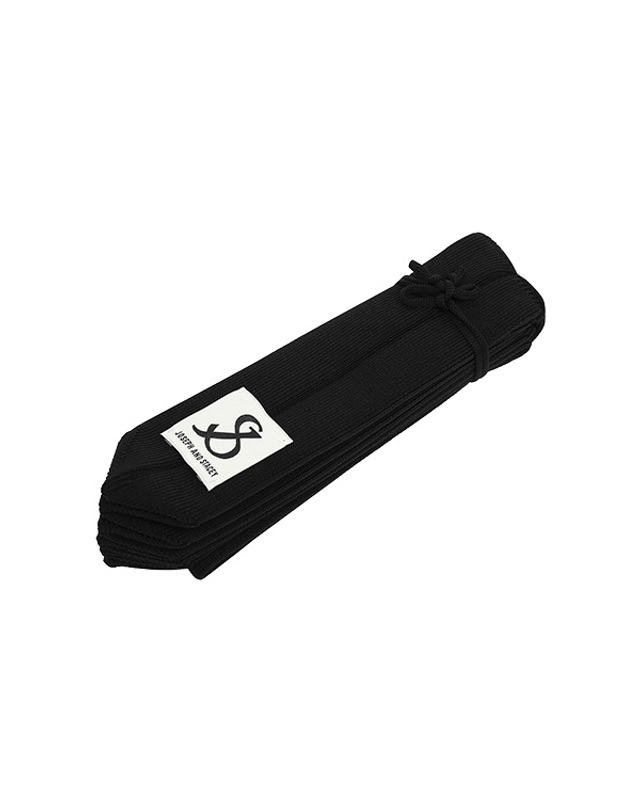 조셉앤스테이시 Lucky Pleats Knit S Rich Black 착용컷