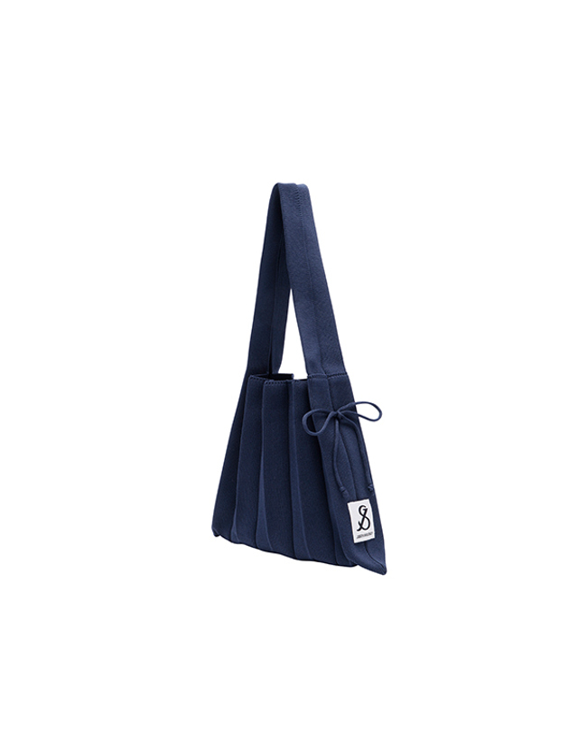 조셉앤스테이시 Lucky Pleats Knit S Classic Navy 착용컷