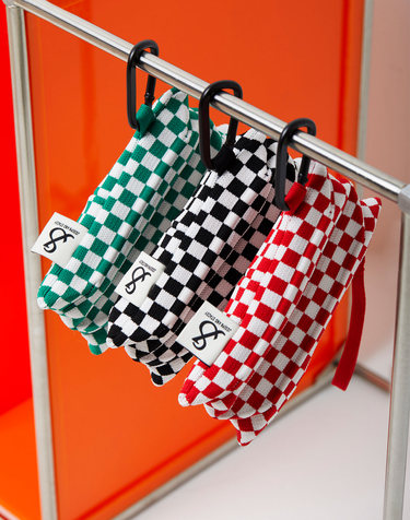 Lucky Pleats Knit Pouch Slim Checkmate (All)