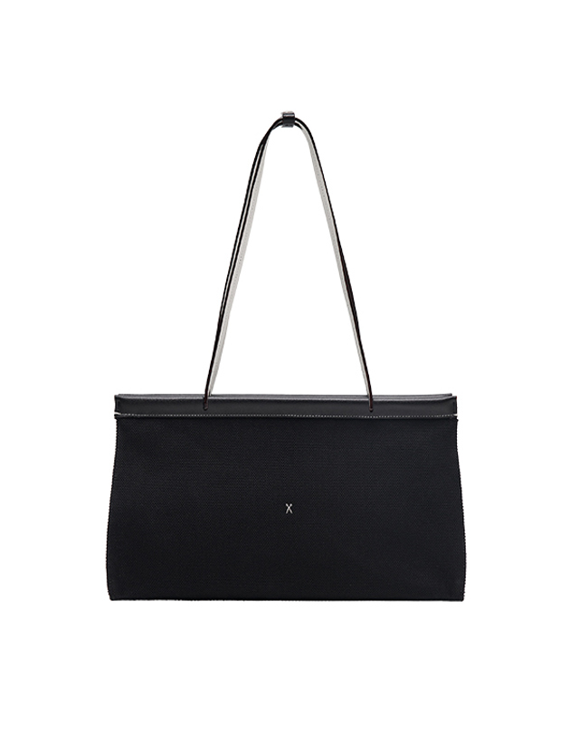 조셉앤스테이시 Diana Canvas Shoulder Bag M Black 착용컷