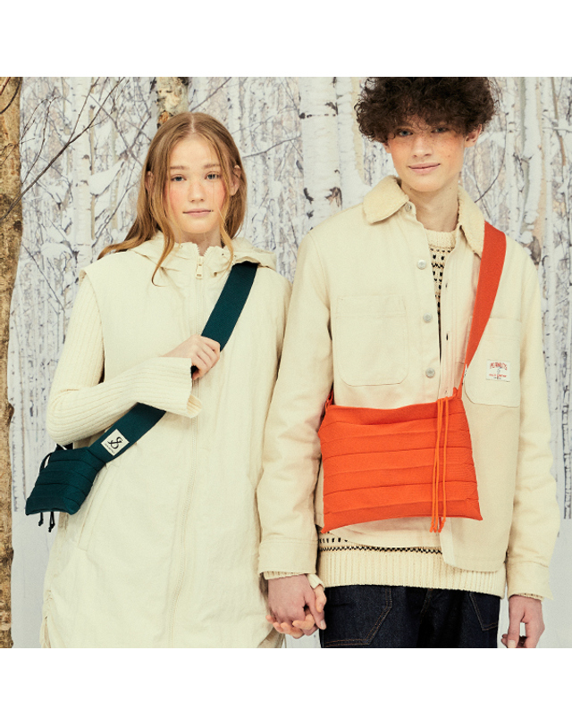 조셉앤스테이시 [NEW컬러] Lucky Pleats Knit Cross M (ALL) 착용컷