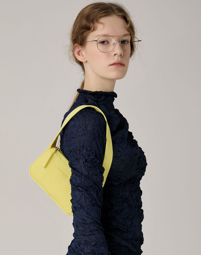 조셉앤스테이시 LPK Arton Knit Shoulder Bag S (ALL) 착용컷