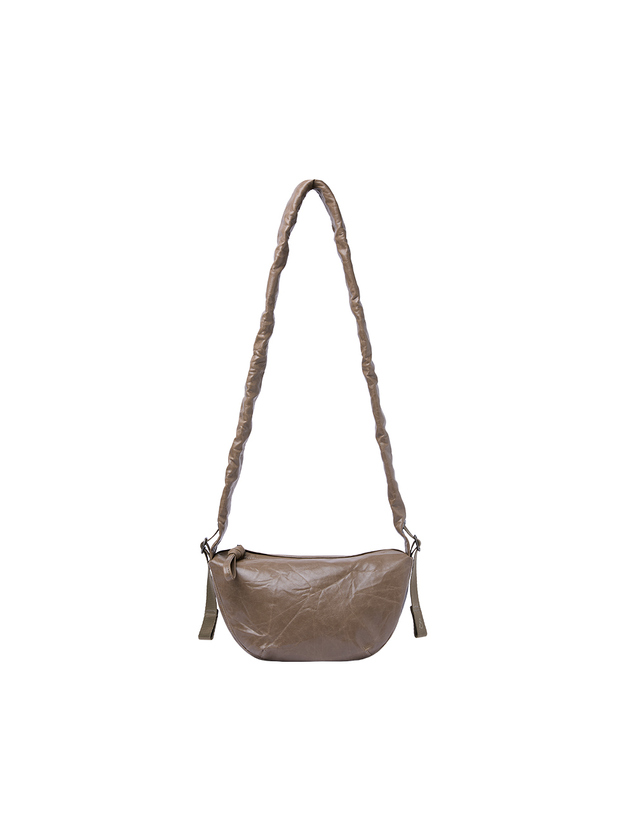 조셉앤스테이시 Daily Shirring Bag S_Faux Leather Mocha Brown 착용컷