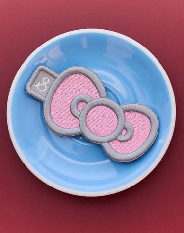 Lucky Hello Kitty Ribbon Embroidery Wappen Pink