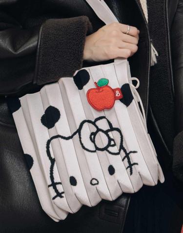 Lucky Hello Kitty Boucle Wappen Apple