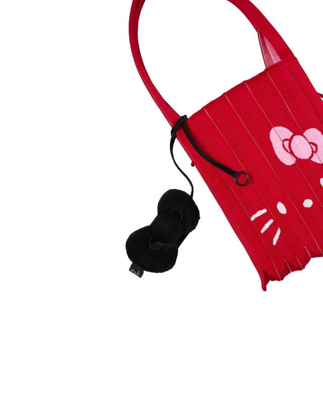 조셉앤스테이시 Haze Bagcharm Hello Kitty Ribbon Black 착용컷