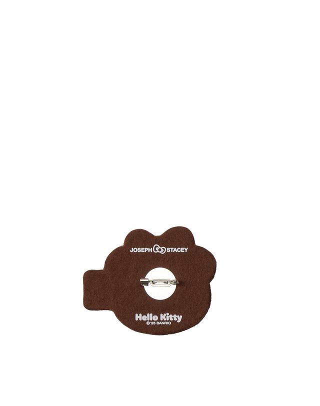 조셉앤스테이시 Lucky Hello Kitty Boucle Wappen Tiny Chum 착용컷