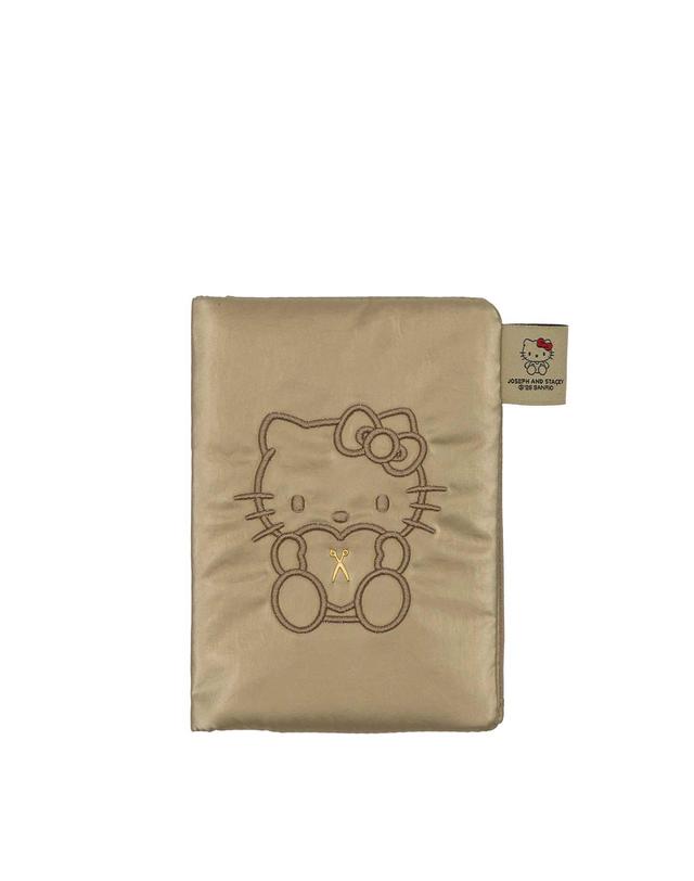 조셉앤스테이시 Sleek Travel Wallet Hello Kitty Gold 착용컷
