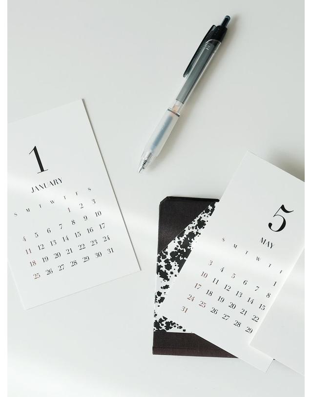 코코로박스 CCR 2026 캘린더 달력 종이속지 2type 착용컷