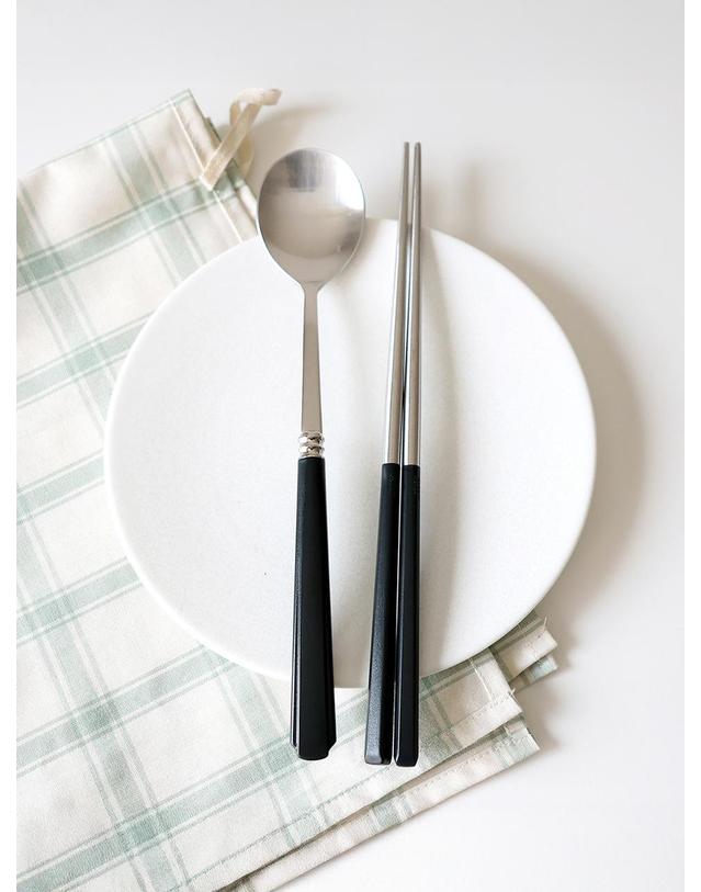 카모메키친 코티지 체크 키친크로스 착용컷