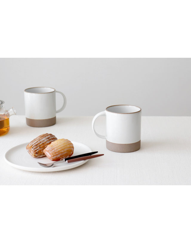 카모메키친 [2P세트] 카모메키친 국내생산 카페 오릇 투톤 예쁜 머그컵 쇼트 380ml 착용컷
