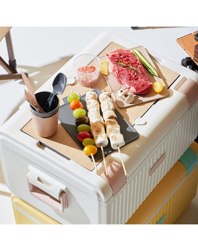 씨밀렉스 씨밀렉스 아티카 아이스박스 우드상판 Large 착용컷