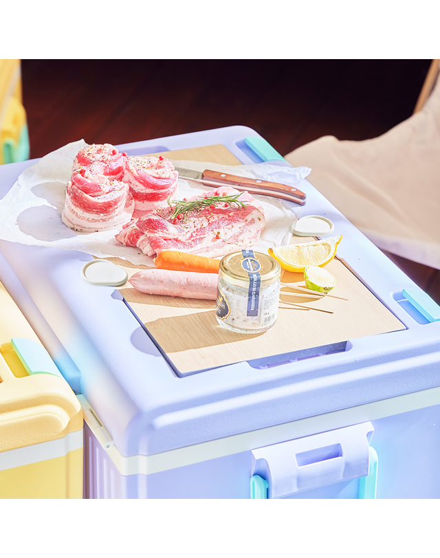씨밀렉스 씨밀렉스 아티카 아이스박스 우드상판 Large 착용컷