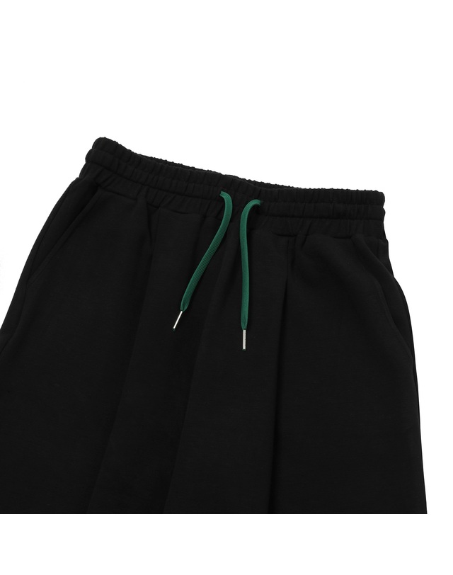 퓨처레트로 (UNISEX) WIDE SPAN PANTS 블랙 착용컷