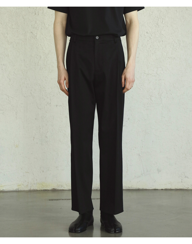 필시크 SIDE CUT BANDING CHINO PANTS (Black) 블랙 착용컷