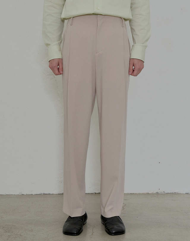 필시크 NO -OBI ONE TUCK PANTS (Ivory) 아이보리 착용컷