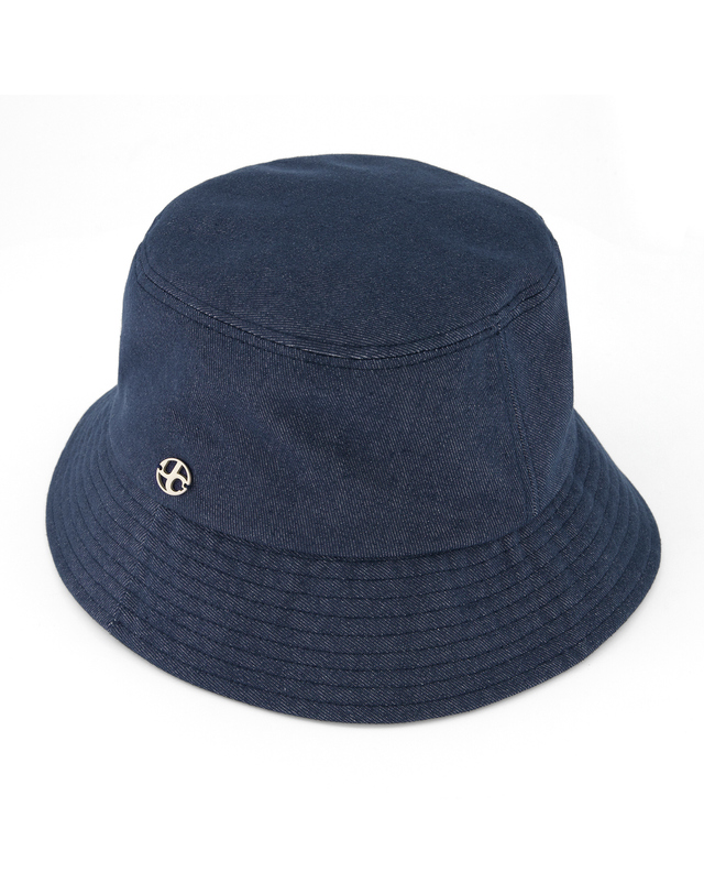 언더컨트롤 UC / OVER FIT BUCKET / DENIM BL 착용컷