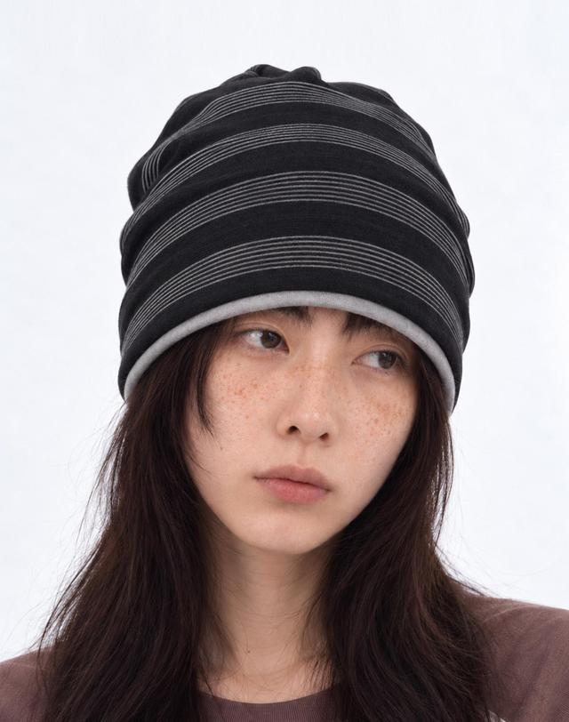 언더컨트롤 여름 얇은 라인 레이어드 슬럽 비니 남녀공용 모자 BEANIE / LAYERED SLUB / STRIPE BLACK 착용컷