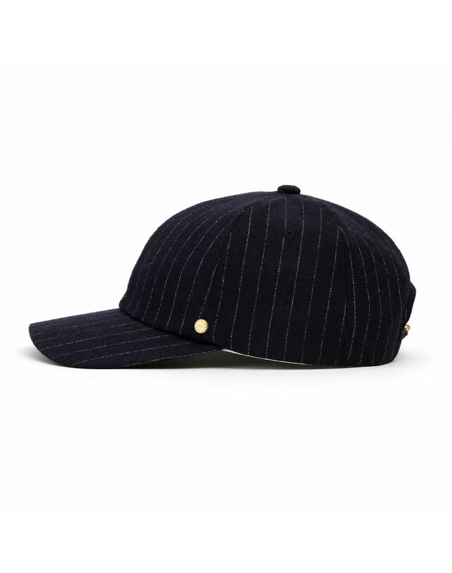 언더컨트롤 스튜디오 베이직 볼캡 6PANNEL BALL CAP / MODS PIN STRIPE / NAVY 착용컷