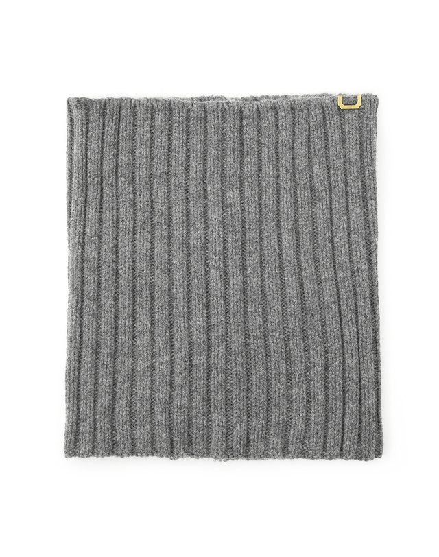 언더컨트롤 스튜디오 겨울 목도리 NECK WARMER / RIB / LAMBS WOOL / GREY 착용컷